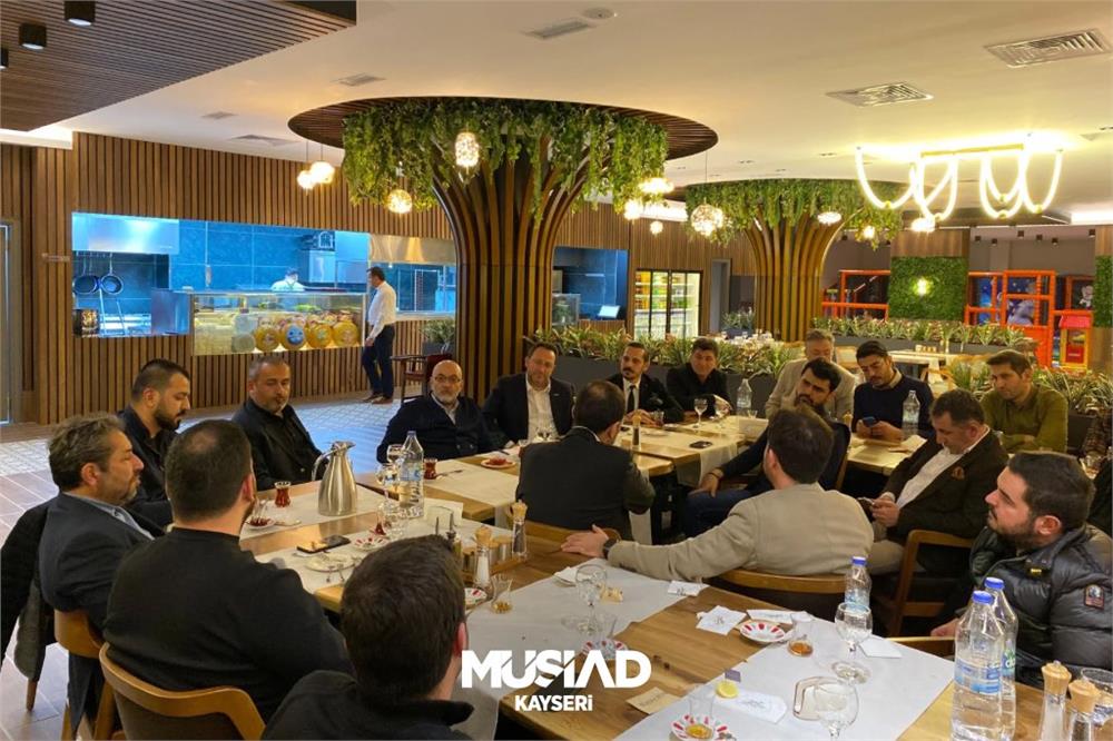 Cıngı, MÜSİAD'da, lojistik sektörü temsilcilerini dinledi Cıngı, MÜSİAD'da, lojistik sektörü temsilcilerini dinledi