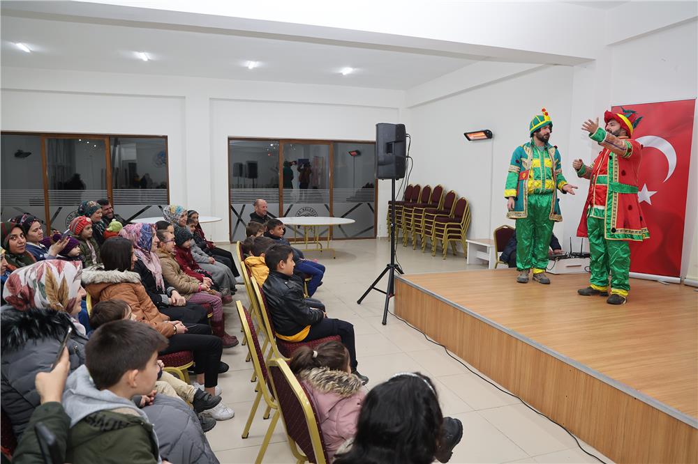 Talas kırsalında çocukların yüzü etkinliklerle gülüyor