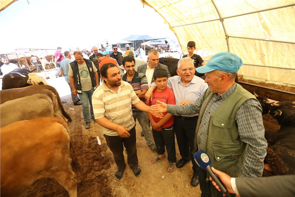 Kayseri'de kurban kesene ücretsiz hekim hizmeti Kayseri'de kurban kesene ücretsiz hekim hizmeti
