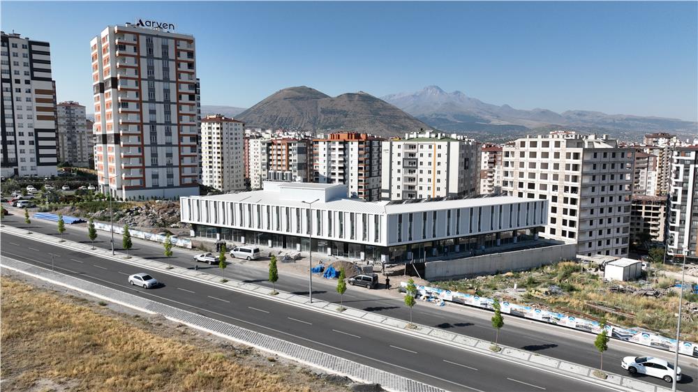 Başkan Büyükkılıç'tan Talas Mevlana Sosyal Yaşam Merkezi'nde 'Teknik' inceleme