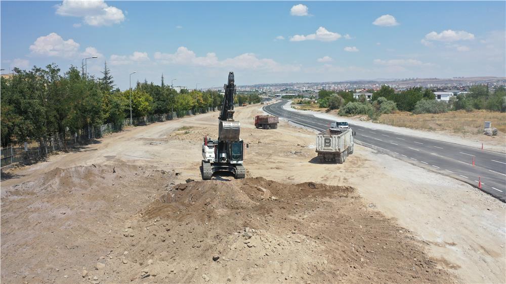 Başkan Büyükkılıç'tan iki bulvarı birbirine bağlayan yeni yolda inceleme