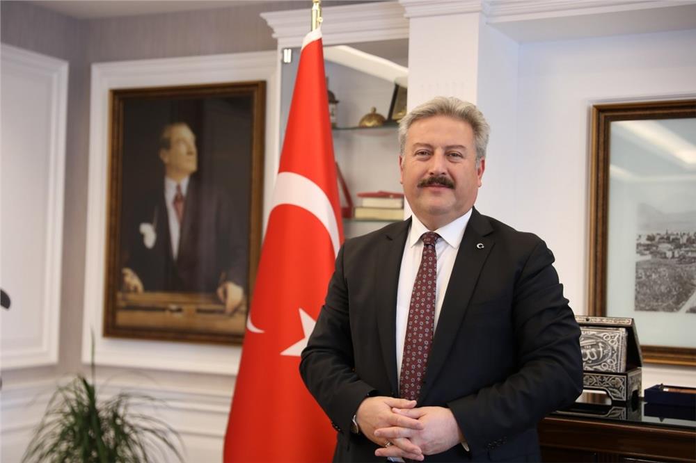 Başkan Palancıoğlu'ndan Cumhuriyet Bayramı tebriği Başkan Palancıoğlu'ndan Cumhuriyet Bayramı tebriği