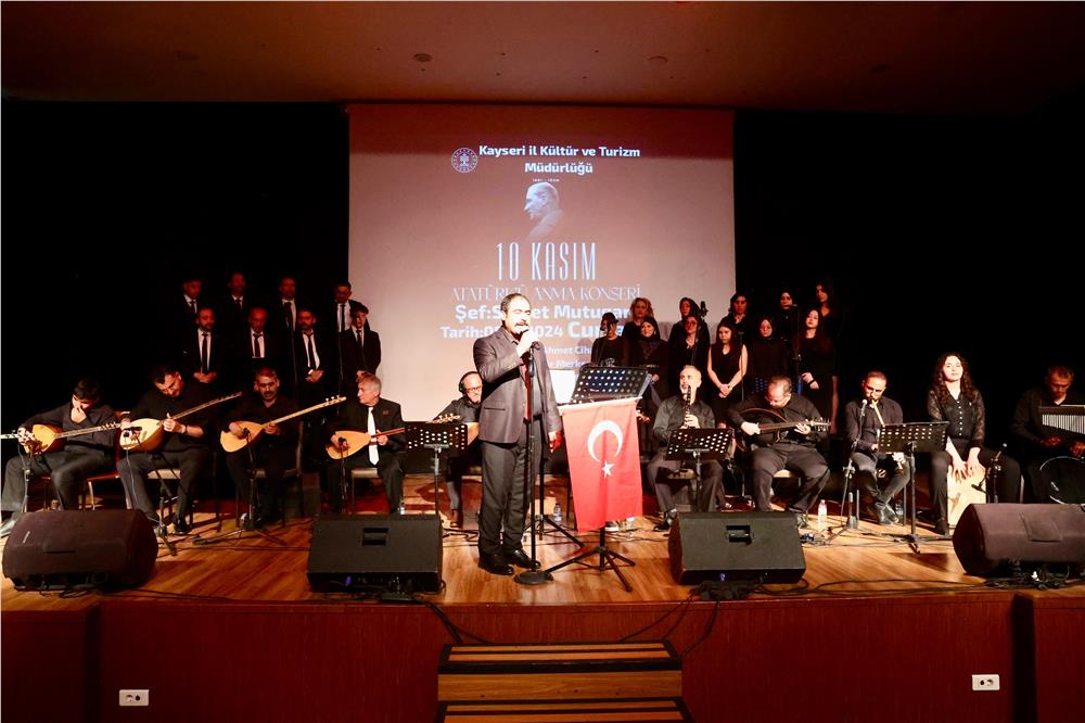 Hacılar Belediyesi'nden Atatürk'ü Anma Konseri Hacılar Belediyesi'nden Atatürk'ü Anma Konseri