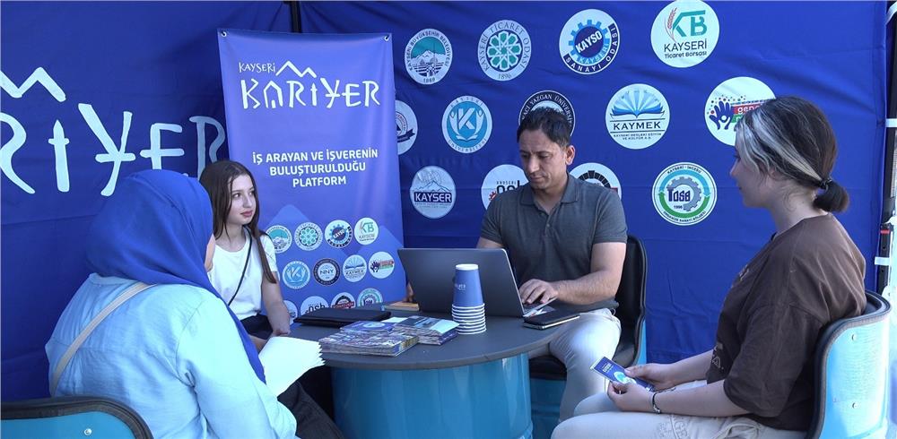 Kariyer Merkezi, Kayseri'yi rahatlatıyor Kariyer Merkezi, Kayseri'yi rahatlatıyor