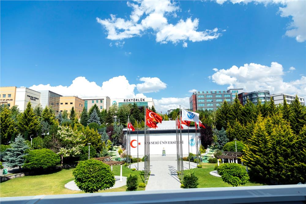 Kayseri Üniversitesi 7 yaşında Kayseri Üniversitesi 7 yaşında