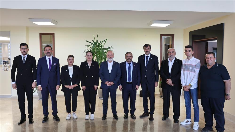 Çolakbayrakdar: Çolakbayrakdar: