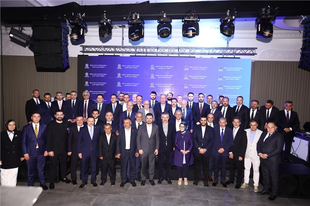 Birlik Vakfı Kayseri Şubesi'nde devir teslim töreni Birlik Vakfı Kayseri Şubesi'nde devir teslim töreni