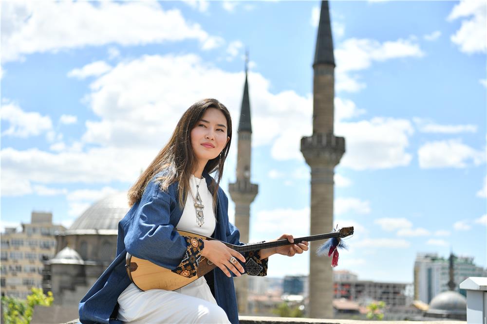 Kayseri Kalesi'nde Kazak ezgileri yükseldi