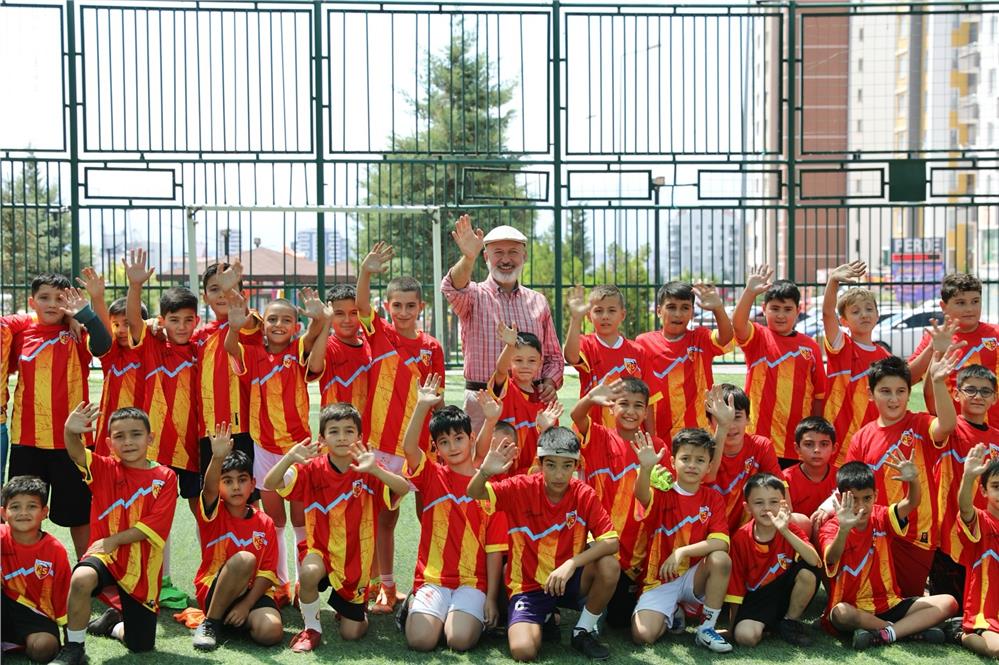 Kocasinan'daki çocuklar hem eğleniyor hem de öğreniyor