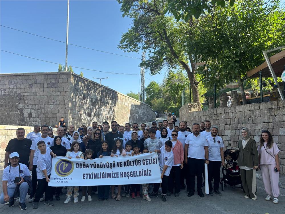 Birlik Vakfı Kayseri Şubesi'nden üç etkinlik birden Birlik Vakfı Kayseri Şubesi'nden üç etkinlik birden