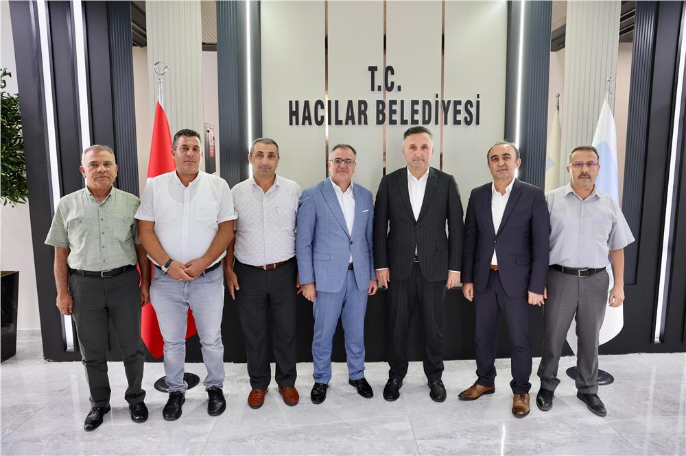 İl Milli Eğitim Müdürü Esen'den Başkan Özdoğan'a ziyaret İl Milli Eğitim Müdürü Esen'den Başkan Özdoğan'a ziyaret