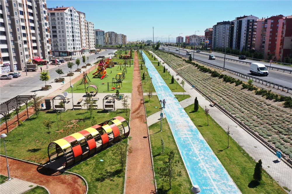 Kocasinan ilçesi yenilenen parklarla daha da güzelleşiyor Kocasinan ilçesi yenilenen parklarla daha da güzelleşiyor