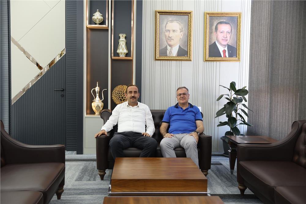 Özdoğan, İlmek'i makamında ağırladı Özdoğan, İlmek'i makamında ağırladı