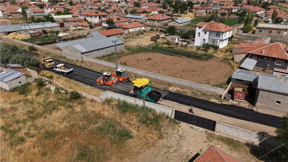 Sarıoğlan'da 3 mahalleye 38 milyon liralık yatırım Sarıoğlan'da 3 mahalleye 38 milyon liralık yatırım