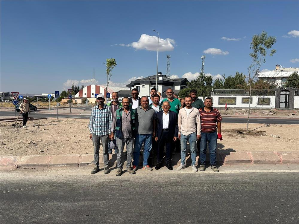 Şehit Komandolar Caddesi estetik hale getiriliyor Şehit Komandolar Caddesi estetik hale getiriliyor