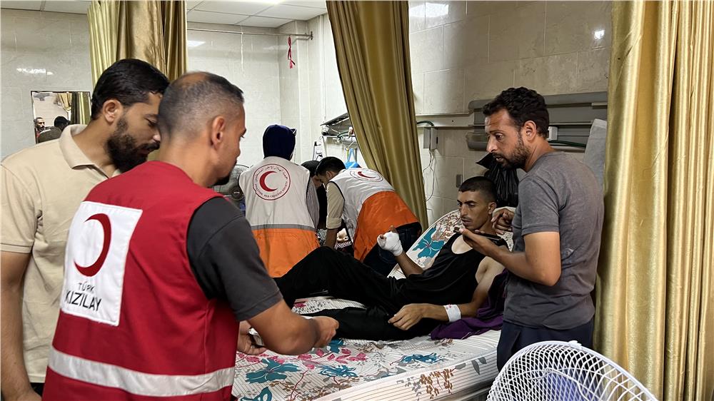 Türk Kızılay Gazze'ye her gün sıcak yemek ulaştırıyor