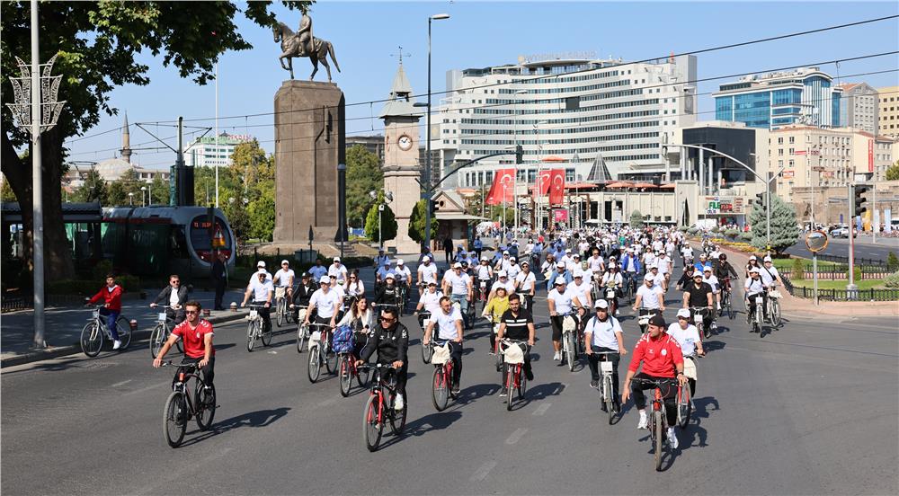 Avrupa Hareketlilik Haftasında pedallar sürdürülebilir yarınlar için çevrildi
