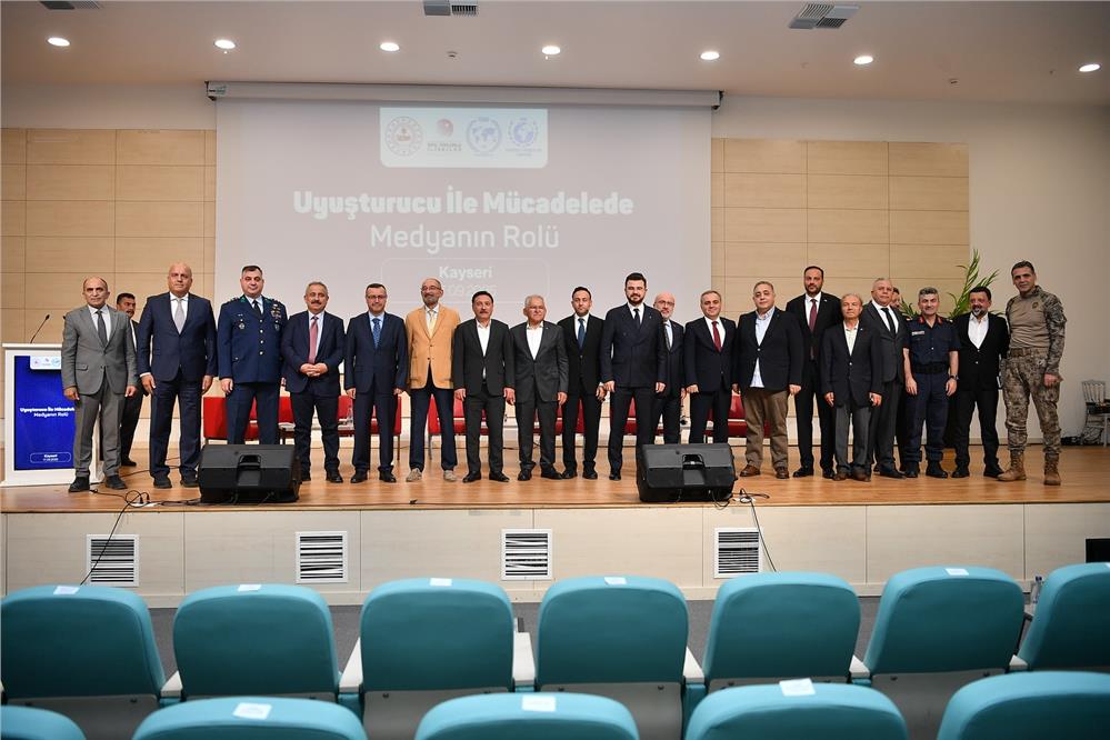 Büyükkılıç: Bizim bu gençleri korumamız lazım Büyükkılıç: Bizim bu gençleri korumamız lazım
