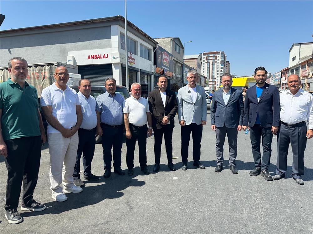 Çopuroğlu şimdi de Çarşı ve Pazar Günü'nün startını verdi Çopuroğlu şimdi de Çarşı ve Pazar Günü'nün startını verdi