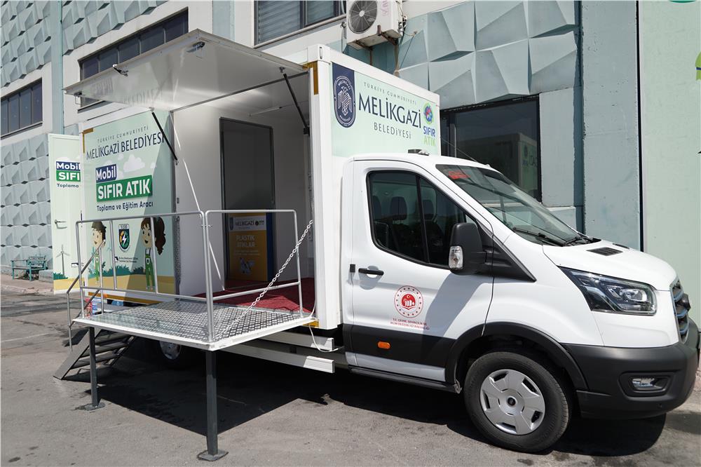 Melikgazi Belediyesi mobil sıfır atık toplama ve eğitim aracı aldı