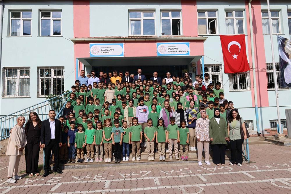 Yahyalı'da ders zili fidan dikimiyle başladı