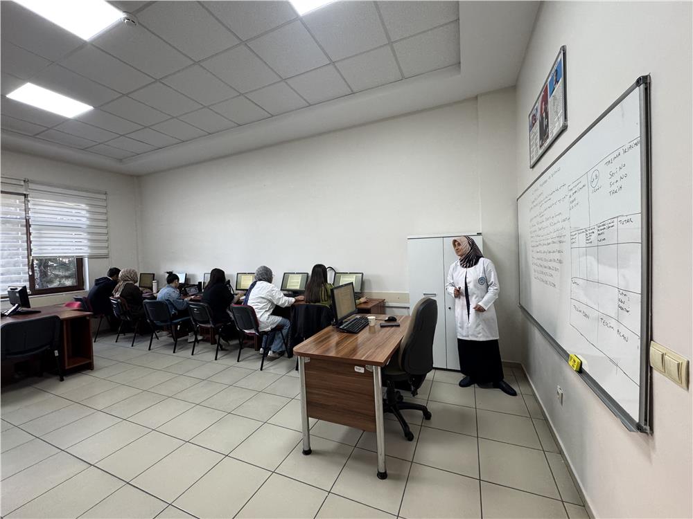 KAYMEK kursiyerlerinden ücretsiz eğitim memnuniyeti KAYMEK kursiyerlerinden ücretsiz eğitim memnuniyeti
