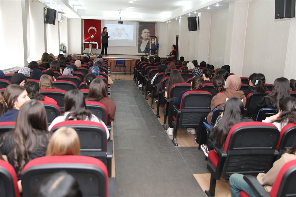 Kocasinan'da öğrencilere Afet ve Acil Durum Farkındalık Eğitimi veriliyor