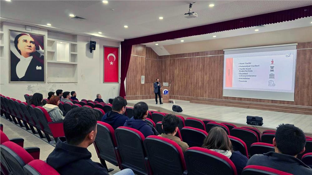 Talas Belediyesi'nden üniversite öğrencilerine tanıtım günleri