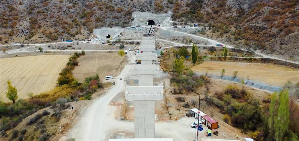 Büyükkılıç: Yüksek Hızlı Tren'de önemli ilerleme kaydedildi