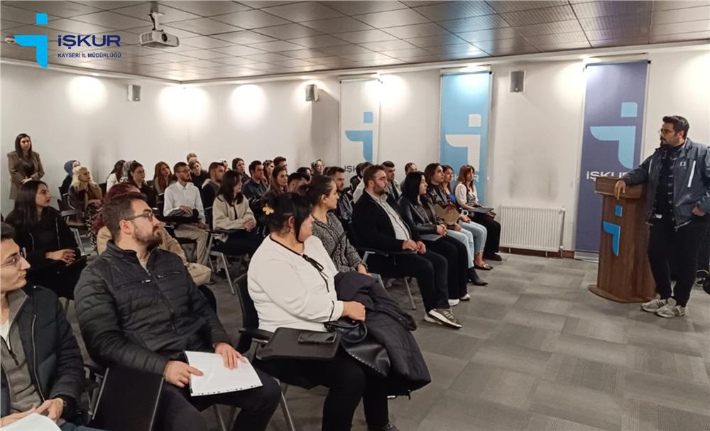 İŞKUR Kayseri'de beyaz yaka istihdamı için toplu iş görüşmesi yapıldı