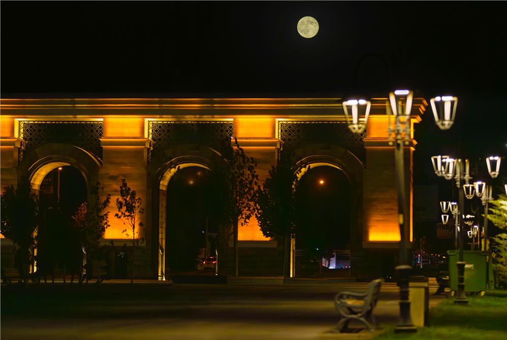 Kayseri'de Süper Dolunay tutulması şölene dönüştü