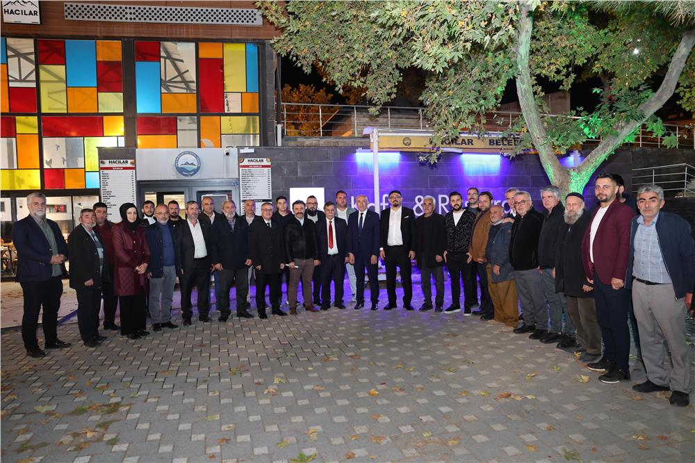 Özdoğan, Hacılar iş dünyası ile gelecek istişaresi yaptı Özdoğan, Hacılar iş dünyası ile gelecek istişaresi yaptı