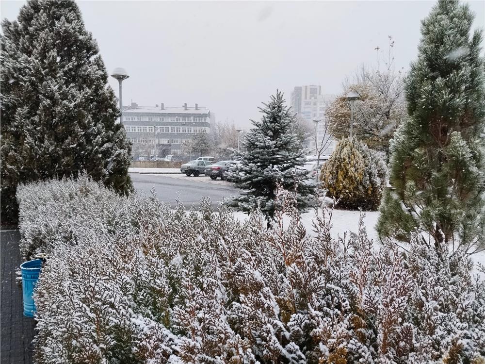 Kayseri'ye yılın ikinci karı yağdı