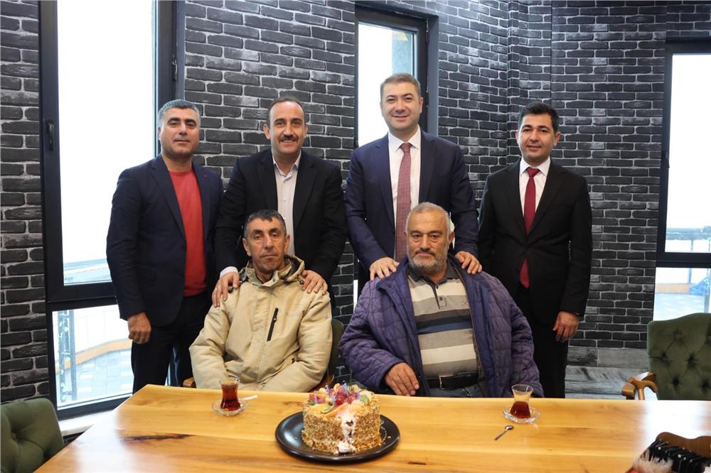 Koltuğunu İncesu'nun Gülü'ne emanet etti