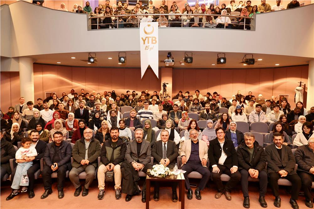 Rektör Prof. Dr. Altun, Uluslararası Öğrenci Akademisi’nin açılış dersini verdi