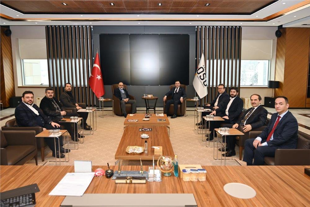 Cıngı; iş insanlarıyla toplandı, öğrencilerin sevincine ortak oldu