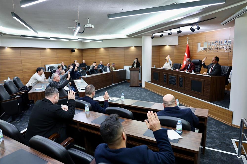Hacılar Belediyesi yılın ilk Meclis toplantısını gerçekleştirdi