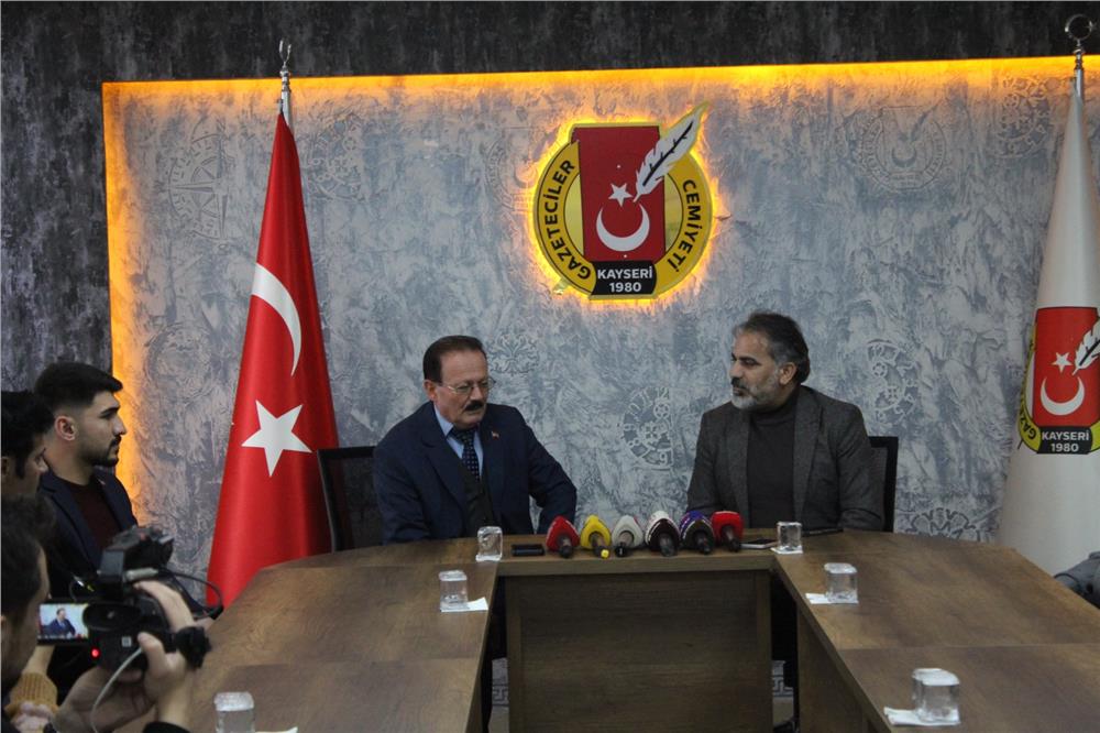 Halk Ozanları Kültür Derneği Başkanı Karakuş'tan KGC'ye ziyaret