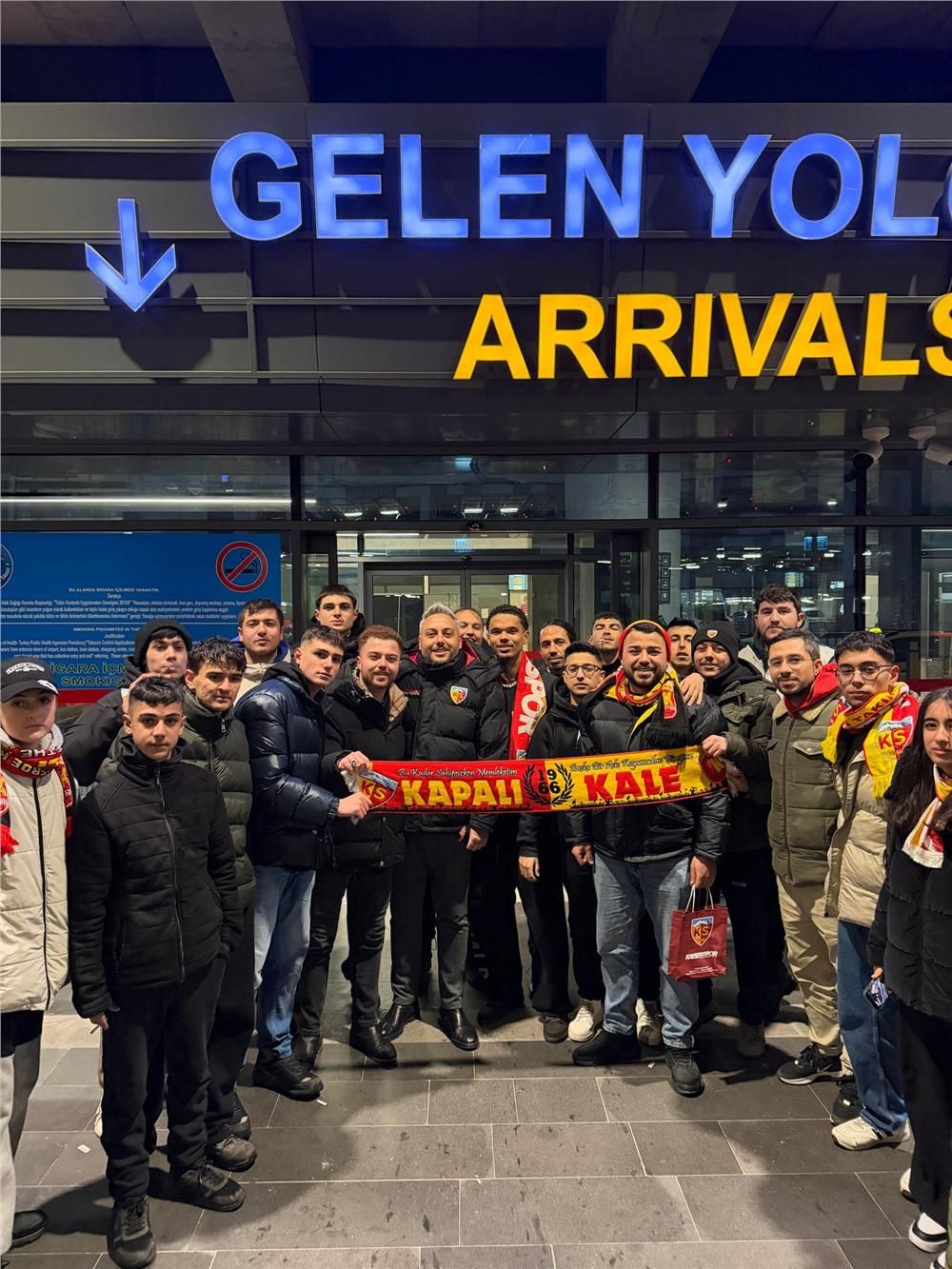Kayserispor’un yeni transferi Jadel Katongo şehre geldi