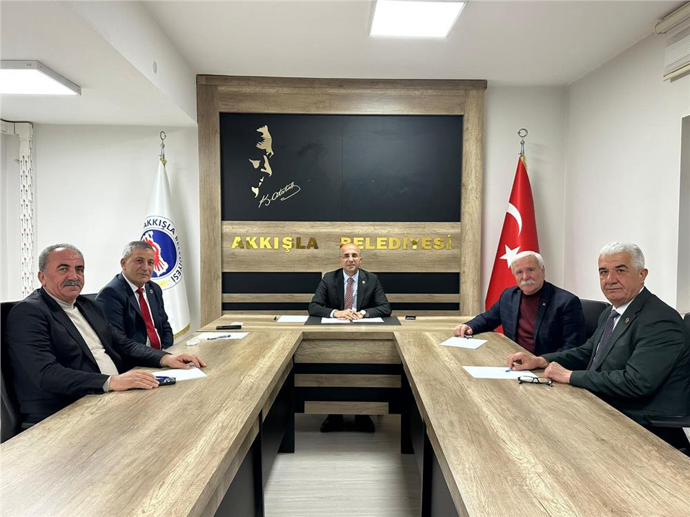 Vekil Genç, CHP'li belediye başkanlarıyla yılı değerlendirdi