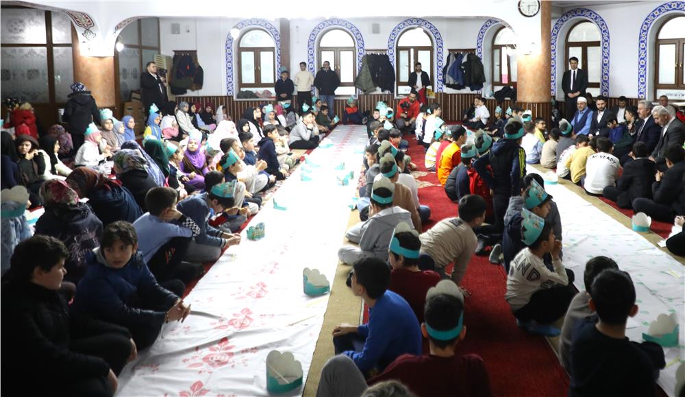 Kayserili çocukların ilk oruç ve iftar sevinci