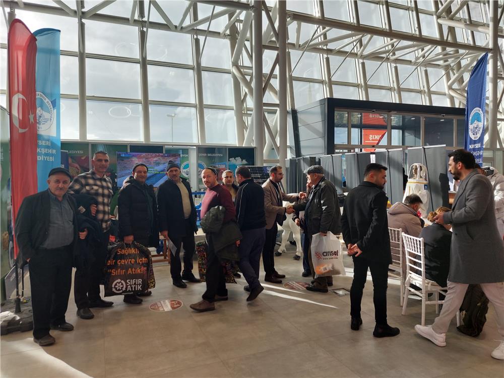 Kayserili üreticilerden Memduh Başkana teşekkür