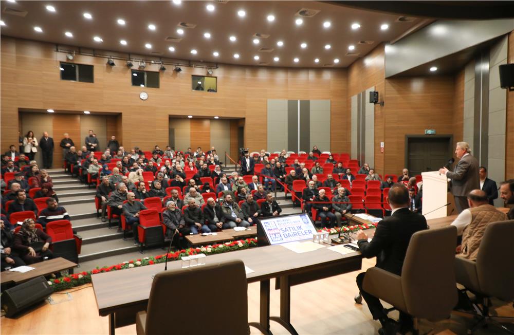 Melikgazi Belediyesi 23 aileyi daha ev hayaline kavuşturdu