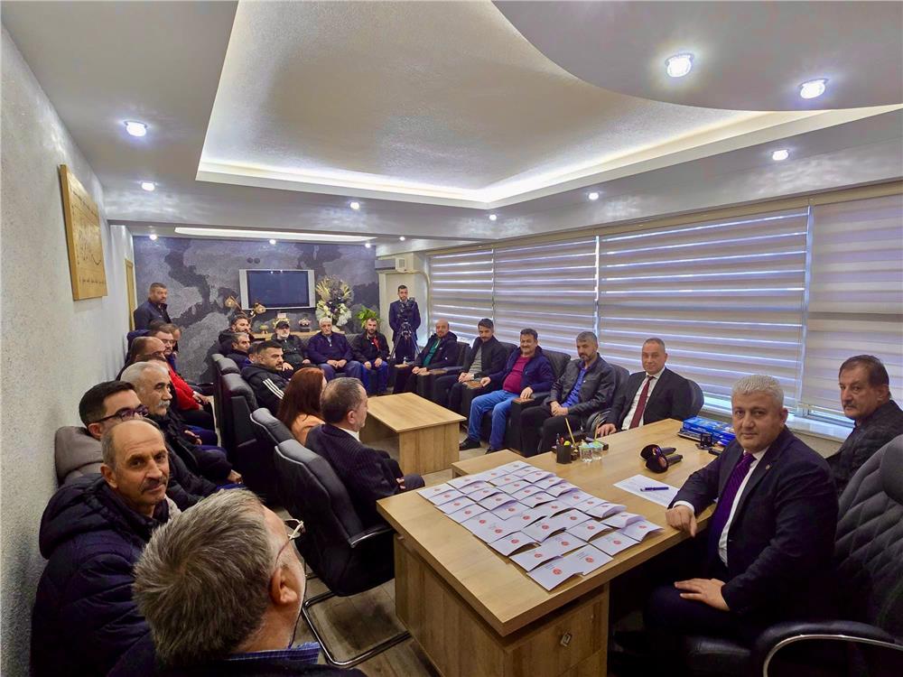 MHP Melikgazi Teşkilatı bu yıl da ihtiyaç sahiplerini unutmadı