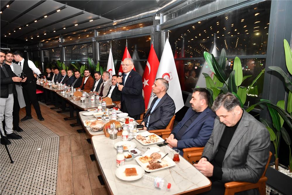 Başkan Büyükkılıç, Ramazan'ın 14'üncü gününde iftar sofralarına konuk oldu