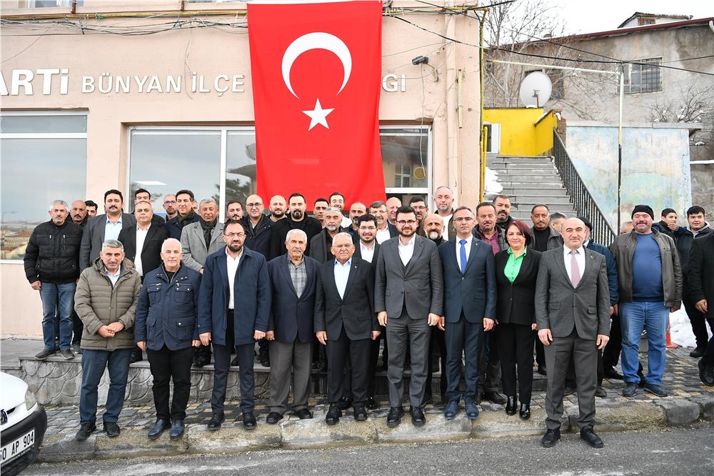 Başkan Büyükkılıç: Üretenin hizmetkârıyız