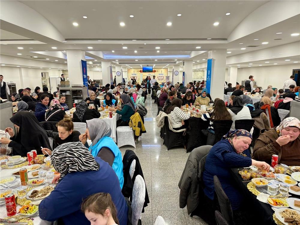 İl Müftülüğü, yetimlerle iftar programında buluştu
