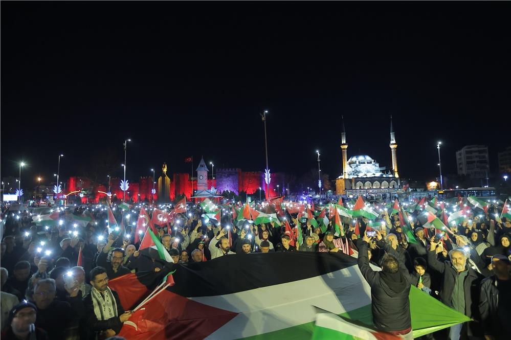 Kayseri’de “Filistin’i Unutma Yürüyüşü” düzenlendi