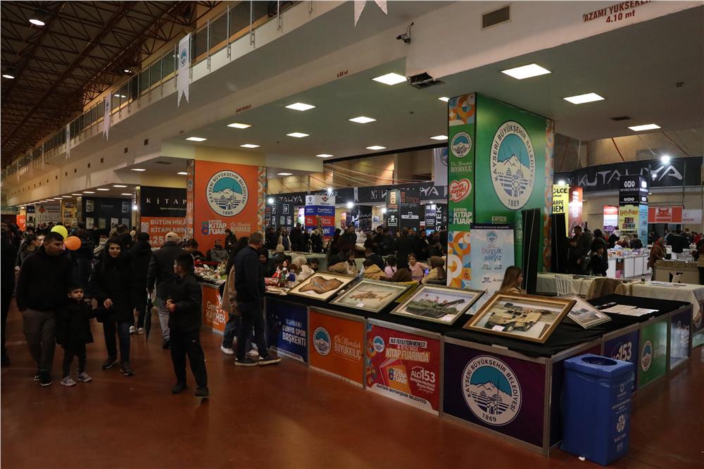 Kitap Fuarı'nda KAYMEK standı yoğun ilgi görüyor