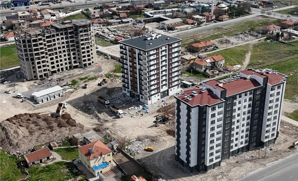 Melikgazi'deki kentsel dönüşüm blokları yükseliyor